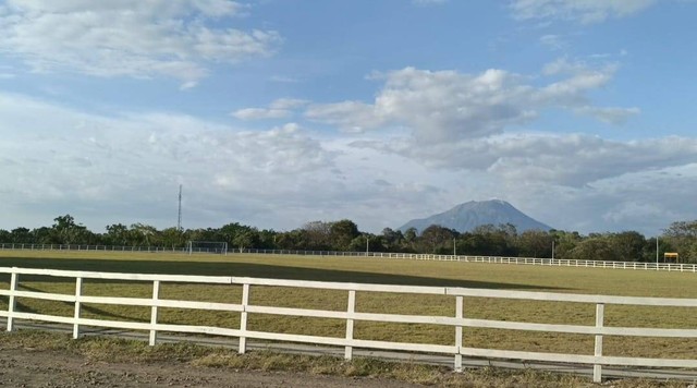 Keterangan foto:Stadion Gelora 99 Lembata.