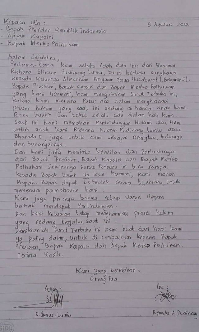 Surat terbuka yang ditulis orang tua Bharada E yang ditujukan untuk Presiden Jokowi, Kapolri dan Menkopolhukam.