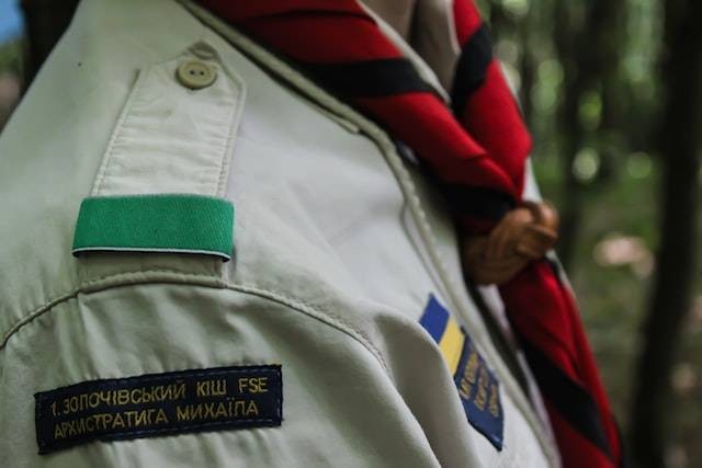 Jenis Warna Dan Ukuran Tongkat Pramuka Yang Dimiliki Anggotanya