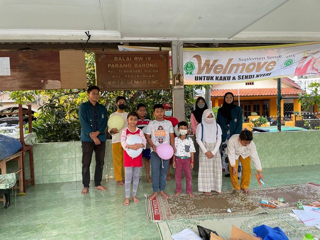 Kegiatan Pemahaman Peta untuk Anak-anak Oleh Mahasiswa KKN Undip (Sumber: dokumentasi pribadi)