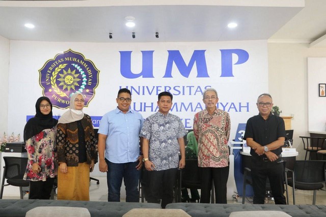 Universitas Subang Jawa Barat Studi Banding Tempat Penerimaan Mahasiswa Baru UMP