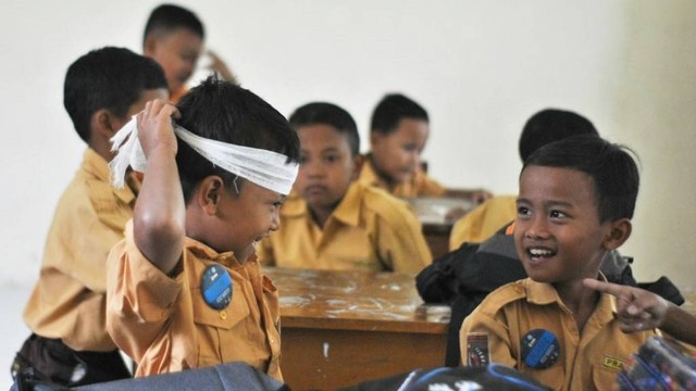 Ilustrasi anak-anak di sekolah. Foto: istimewa/kumparan