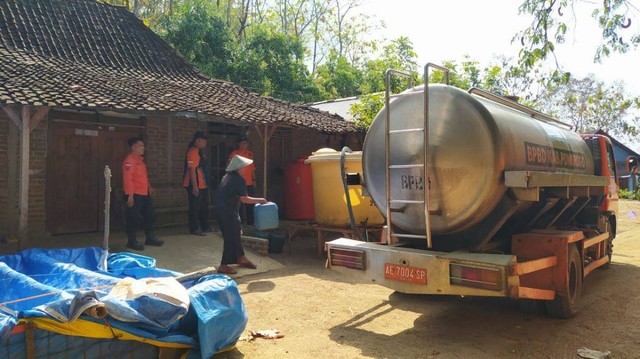 Dusun di Ponorogo Alami Kekeringan, Air Bersih Mulai Disalurkan