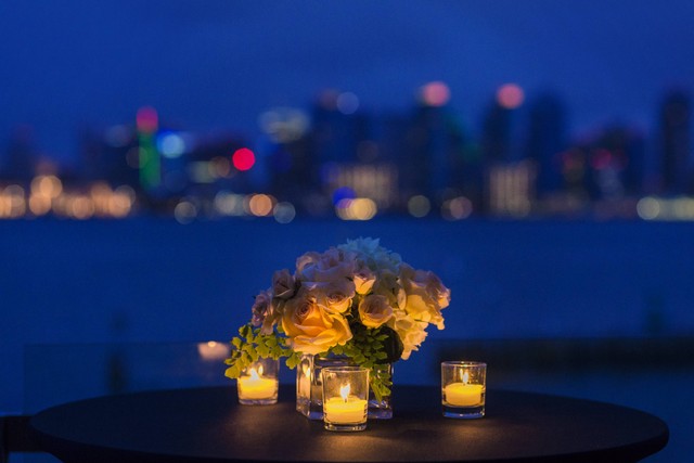 Rekomendasi Tempat Dinner Romantis di Singapura, Foto hanya ilustrasi dan bukan tempat sebenarnya. Sumber: Unsplash/Lon Christensen