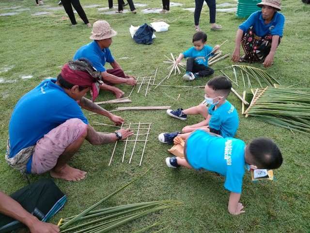 Kegiatan yang dilakukan di Wisata Edukasi Subak TeBa Majalangu (sumber: Dokumen Pribadi)