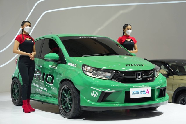 Wujud pemenang Honda Brio Virtual Modification (V-Mod) #4 di GIIAS 2022. Foto: dok. Honda Prospect Motor