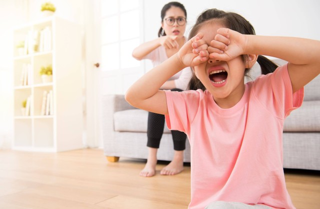 Dampak Pengasuhan Anak pada Orang Tua Tunggal. Foto: Shutterstock