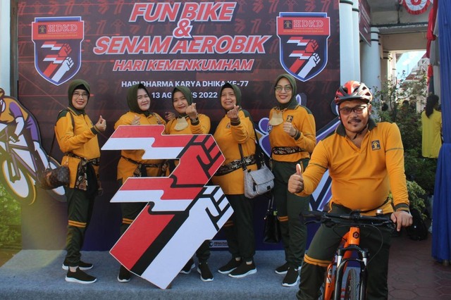 Jajaran Lapas Jember Ikuti Kompetisi Aerobik dan Funbike dalam Peringatan HDKD