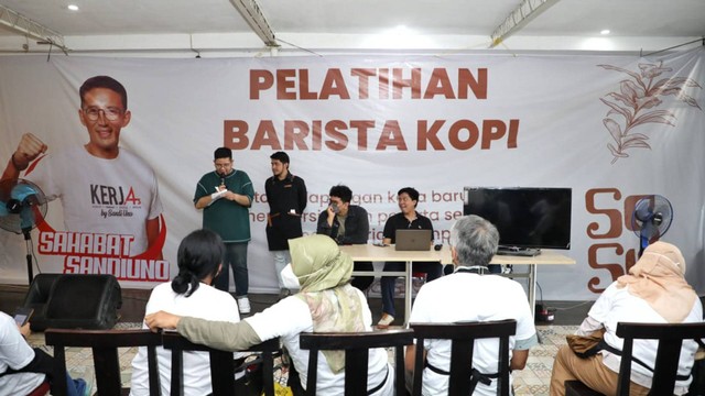 Sahabat SandiUno menggelar pelatihan Barista Kopi di Seso' Jl Tanah Abang II No.44, Jakarta Pusat, Minggu (14/8).  Foto: Dok. Istimewa