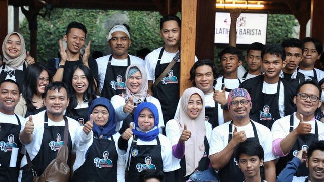 Sahabat SandiUno menggelar pelatihan Barista Kopi di Seso' Jl Tanah Abang II No.44, Jakarta Pusat, Minggu (14/8). Foto: Dok. Istimewa