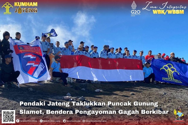 Pendaki Jateng Taklukkan Puncak Gunung Slamet, Bendera Pengayoman Gagah Berkibar