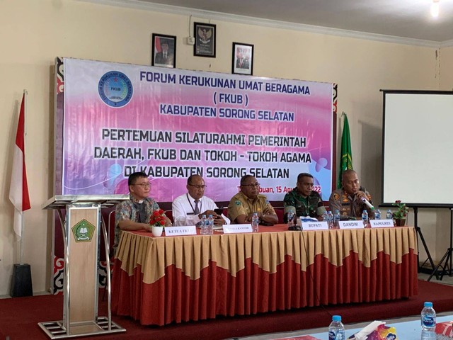 Forum kerukunan umat beragama ( FKUB ) Kabupaten Sorong Selatan