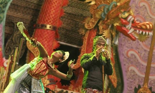 Penampilan Gus Teja pada Sanur Village 2018 - ZTE