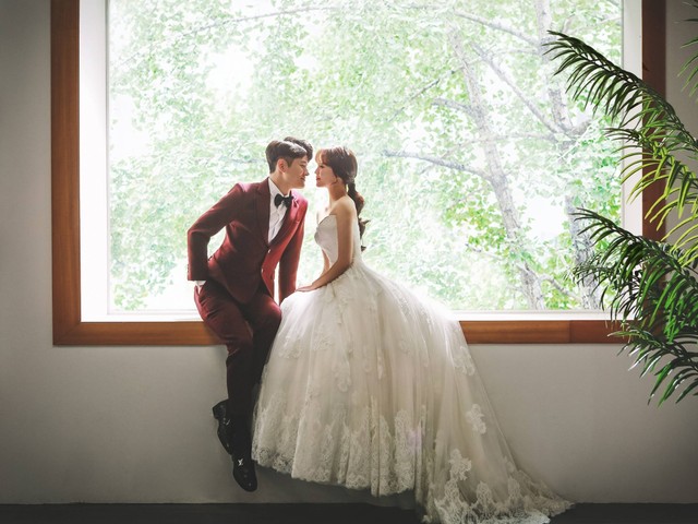 Ilustrasi menentukan lokasi pesta pernikahan. Foto: YEINISM/Shutterstock