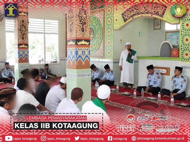 Ustadz Amrillah Memberikan Tausiyah di Masjid At-Taubah (Humas Lastagung)