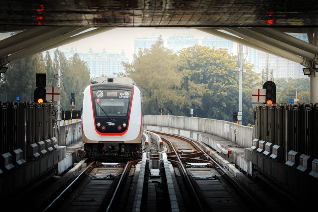 Ini Stasiun LRT yang Sudah Beroperasi/LRT. Sumber: Unsplash/Fadhila Nurhakim