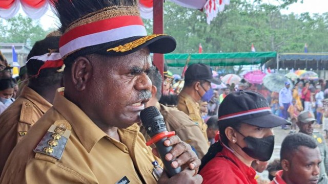 Bupati Asmat, Elisa Kambu. (BumiPapua.com/Abdel Syah) 