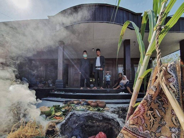 Tradisi Apitan. Foto: Website demakkab.go.id