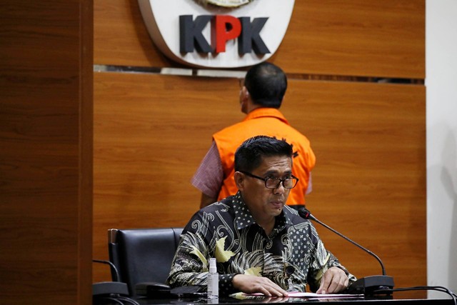 Deputi Penindakan KPK, Karyoto, memberikan keterangan pres mengenai penangkapan Eks Wali Kota Cimahi Ajay Priatna di gedung KPK, Jakarta, Kamis (18/8). Foto: Aditia Noviansyah/kumparan