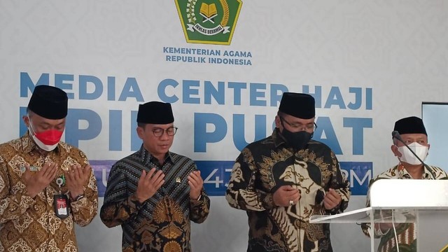 Menteri Agama RI, Yaqut Cholil Qoumas dalam konferensi pers Closing Statemen Operasional Penyelenggaraan Ibadah Haji 2022 di Gedung Media Centre, Asrama Haji Pondok Gede, Jakarta, Kamis (18/8/2022). Foto: Zamachsyari/kumparan