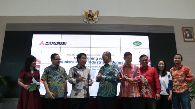 PT Jababeka Tbk melakukan Memorandum of Understanding (MoU) dengan PT Mitsubishi Heavy Industries Indonesia di Menara Batavia, Jakarta, Kamis (18/8). Foto: Dok. Istimewa