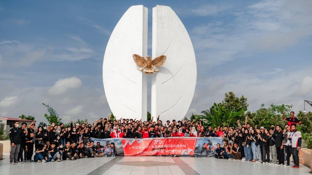 Konvoi Kemerdekaan yang digelar Astra Motor Kalbar bersama Komunitas Honda. Foto: Dok. Astra Motor Kalbar