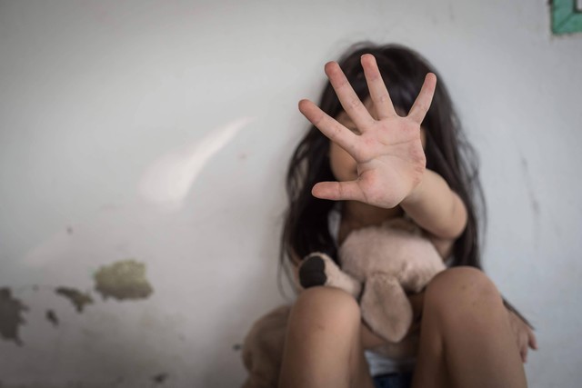 Ilustrasi pelecehan seksual pada anak. Foto: narikan/Shutterstock