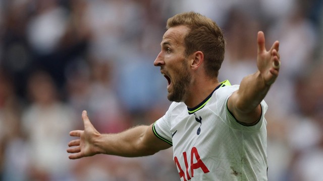 Pemain Tottenham Hotspur Harry Kane bereaksi saat hadapi Wolverhampton Wanderers di Stadion Tottenham Hotspur, London, Inggris, Sabtu (20/8/2022). Foto: Action Images via Reuters/Matthew Childs