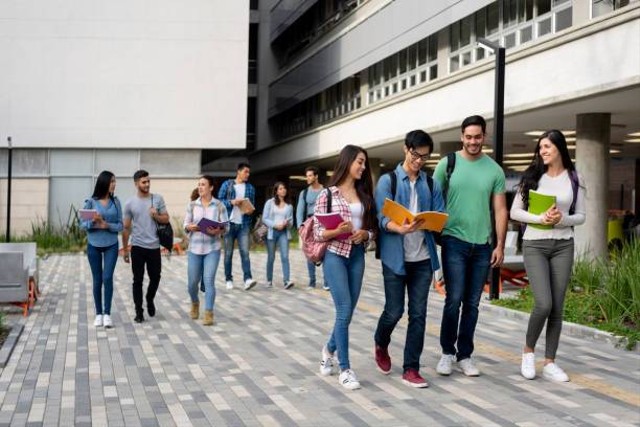 Ilustrasi Bunyi dan Makna Motto Universitas Brawijaya, Foto: Unsplash.