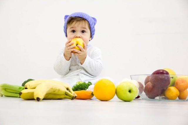 Buah untuk Bantu Menaikkan Berat Badan Bayi. Foto: Shutterstock
