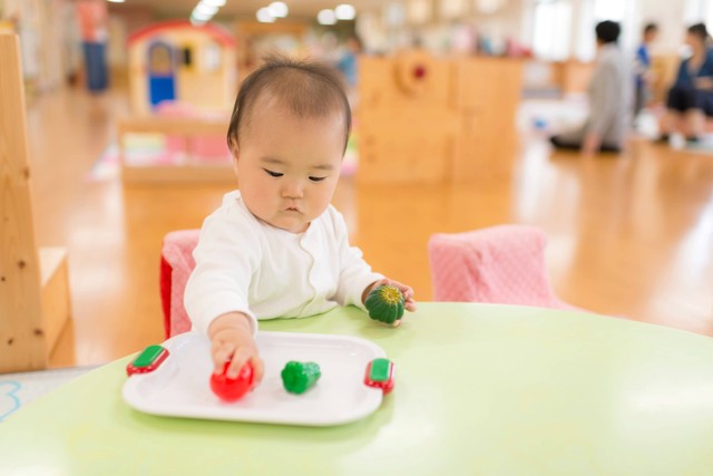 Umur Berapa Bayi Boleh Dititipkan ke Daycare?. Foto: kai keisuke/Shutterstock