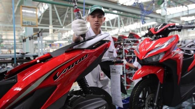 Ilistrasi cara cek indent motor Honda. Foto: dok. AHM