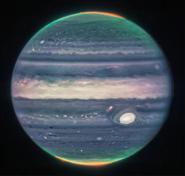 Bintik Merah Besar Jupiter menonjol dengan terang dalam gambar hasil tangkapan teleskop luar angkasa James Webb. Foto: NASA/ESA/CSA