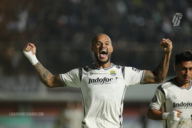 Pemain Persib, David Da Silva, merayakan gol saat lawan PSS Sleman di Liga 1 2022/23. Foto: Situs web resmi Liga Indonesia Baru