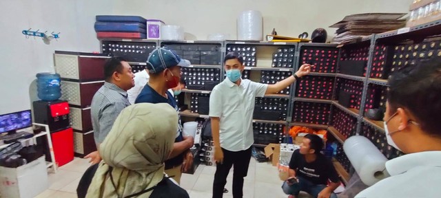 Polres Metro Jakarta Barat berhasil menyita 1.276 botol minuman keras berbagai merk. Foto: Dok. Istimewa