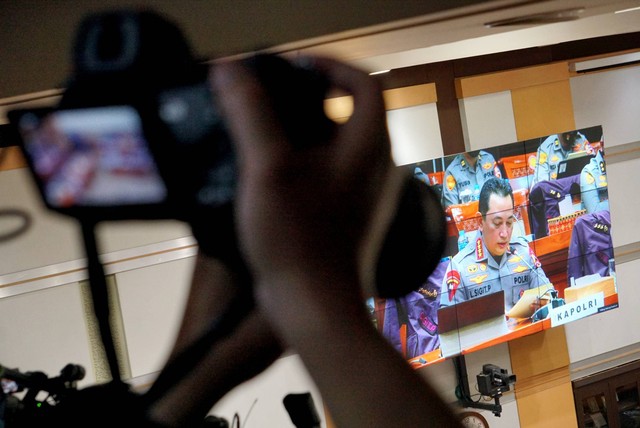 Kapolri Jenderal Listyo Sigit Prabowo saat rapat bersama Komisi III DPR RI, di Gedung DPR, Jakarta, Rabu (24/8/2022). Foto: Jamal Ramadhan/kumparan