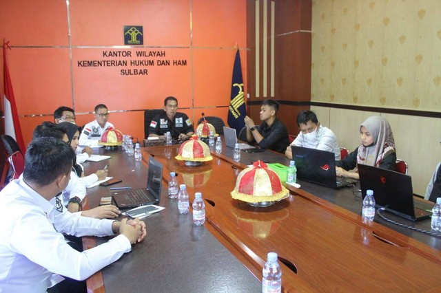 Kadivmin pimpin rapat dengan pelaksana kegiatan renovasi rumah dinas kemenkumham sulbar