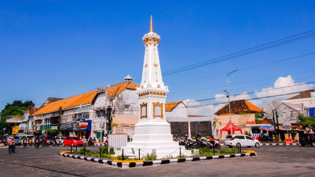 Ilustrasi Tugu Yogyakarta. Foto: khafidmukriyanto/Shutterstock