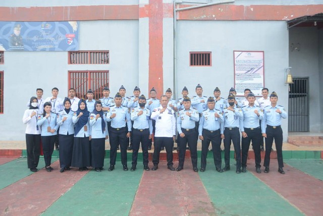 Rutan Pasangkayu Menerima Kunjungan Dari Kepala Divisi Pemasyarakatan Kanwil Kemenkumham Sulbar. Foto: Rutan Pasangkayu/dok (24/08)