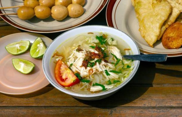 Tempat Makan Soto Enak di Jogja yang Terkenal, Foto: Unsplash.