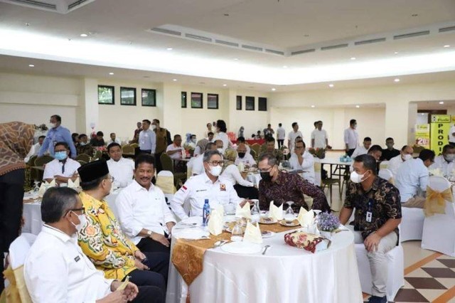 Wali Kota Batam Rudi saat menghadiri pelantikan Persatuan Insinyur Indonesia (PII) kota dan kabupaten di Kepulauan Riau. (Foto: ist)