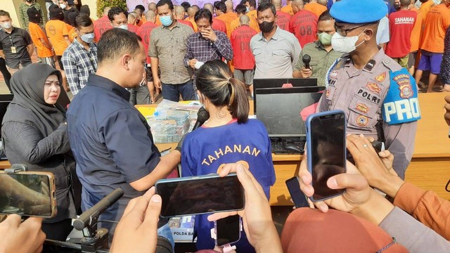 RM, bos bandar judi online dengan omzet Rp 3,9 miliar per hari yang ditangkap Polda Banten. Foto: Dok. Istimewa