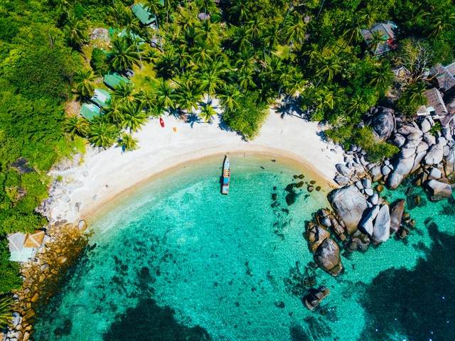 Pulau Cantik di Thailand, https://unsplash.com/@maxboettinger