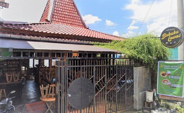 cafe untuk kerja dan nugas di solo. sumber foto : google street view,