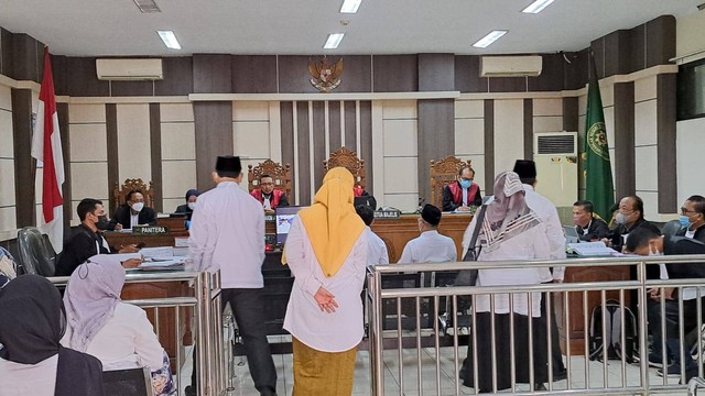 Suasana sidang lanjutan yang melibatkan dua dosen UIN Walisongo Semarang di Pengadilan Tipikor Semarang. Foto: Dok. Istimewa