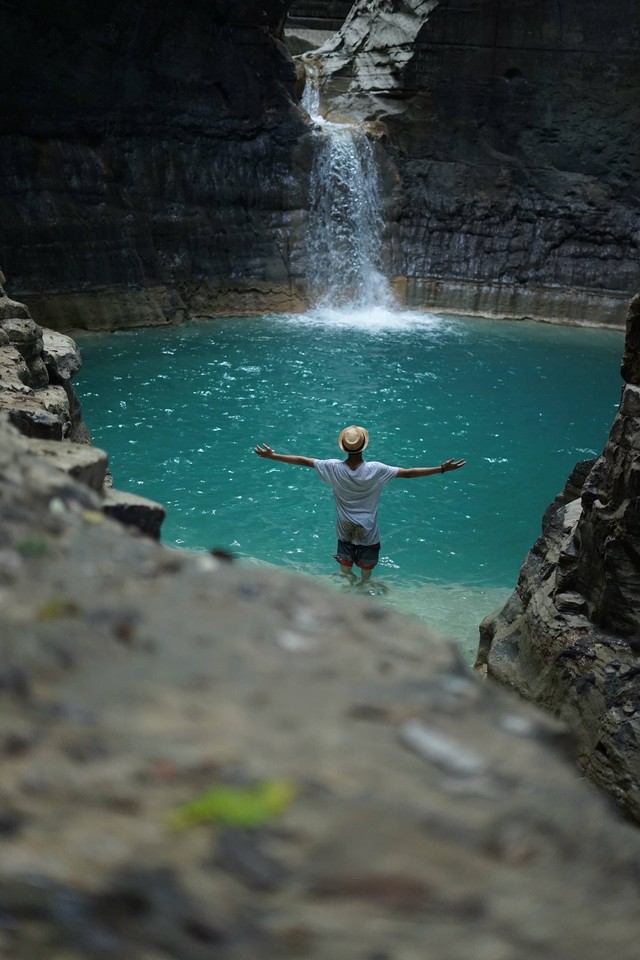 Air Terjun Terindah di Indonesia. Photo by Azka Nurakli on Unsplash