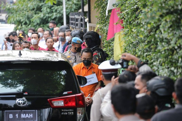 Bagaimana 78 Reka Adegan Saat Rekonstruksi Kasus Pembunuhan Yosua Ini