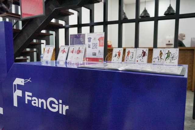 Koleksi merchandise Trading Card FanGir di Acara Launching APPI di Jalan Jaksa, Menteng, Selasa (8/20/2022)