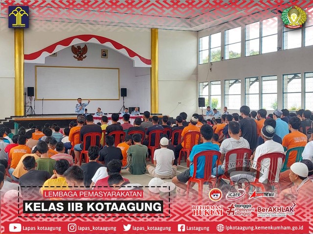 Kalapas Kotaagung Memberikan Arahan kepada WBP Terkait Hak dan Kewajiban (Dok. Humas Lastagung)