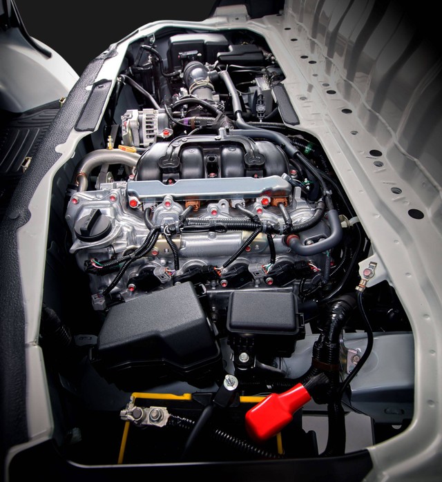 Tampilan mesin baru Daihatsu Gran Max 2022 yang diluncurkan PT Astra Daihatsu Motor (ADM). Foto: dok. PT Astra Daihatsu Motor